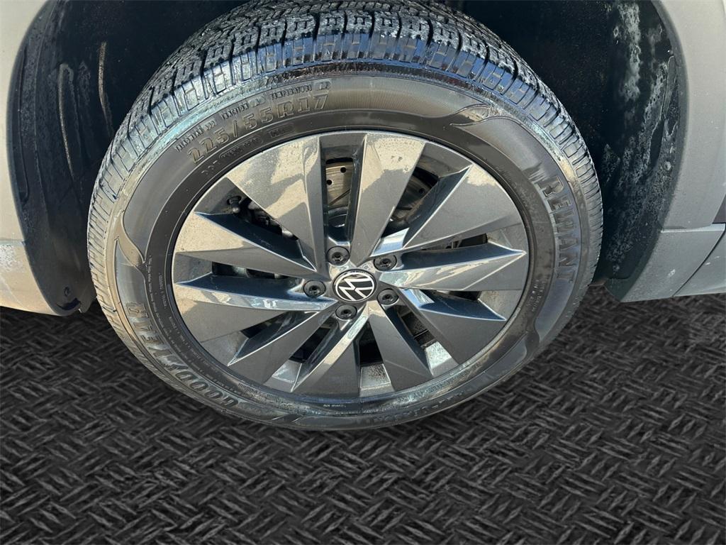 used 2022 Volkswagen Taos car, priced at $16,897