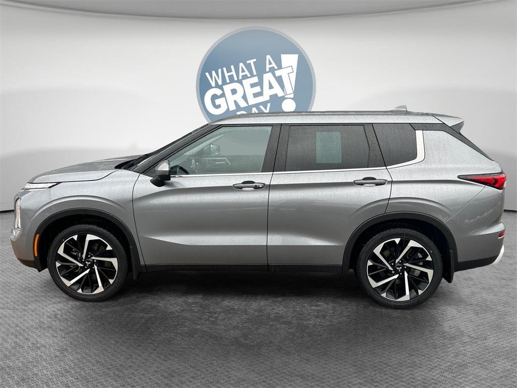 used 2023 Mitsubishi Outlander car, priced at $20,797