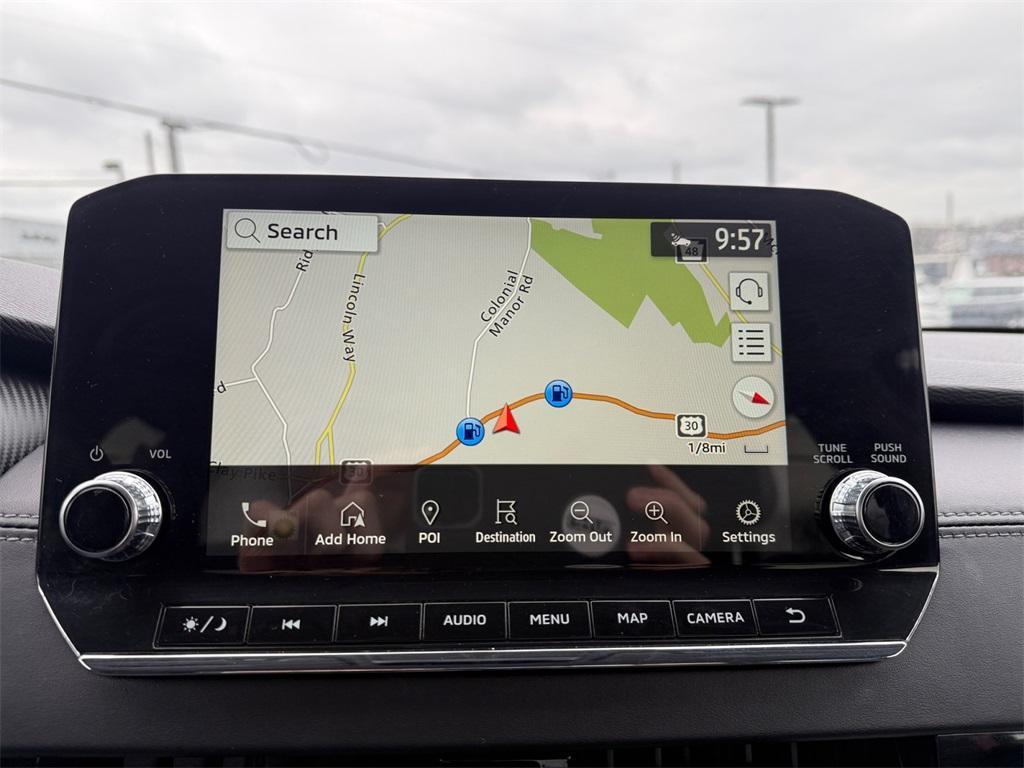 used 2024 Mitsubishi Outlander car, priced at $23,798