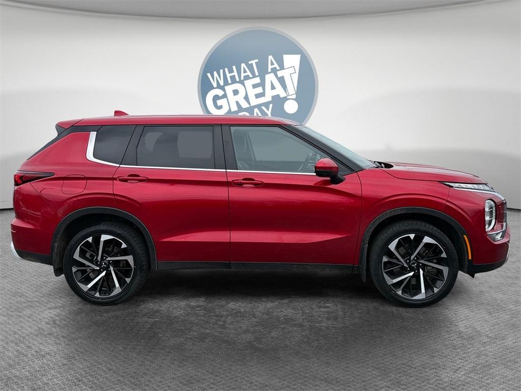 used 2024 Mitsubishi Outlander car, priced at $23,798