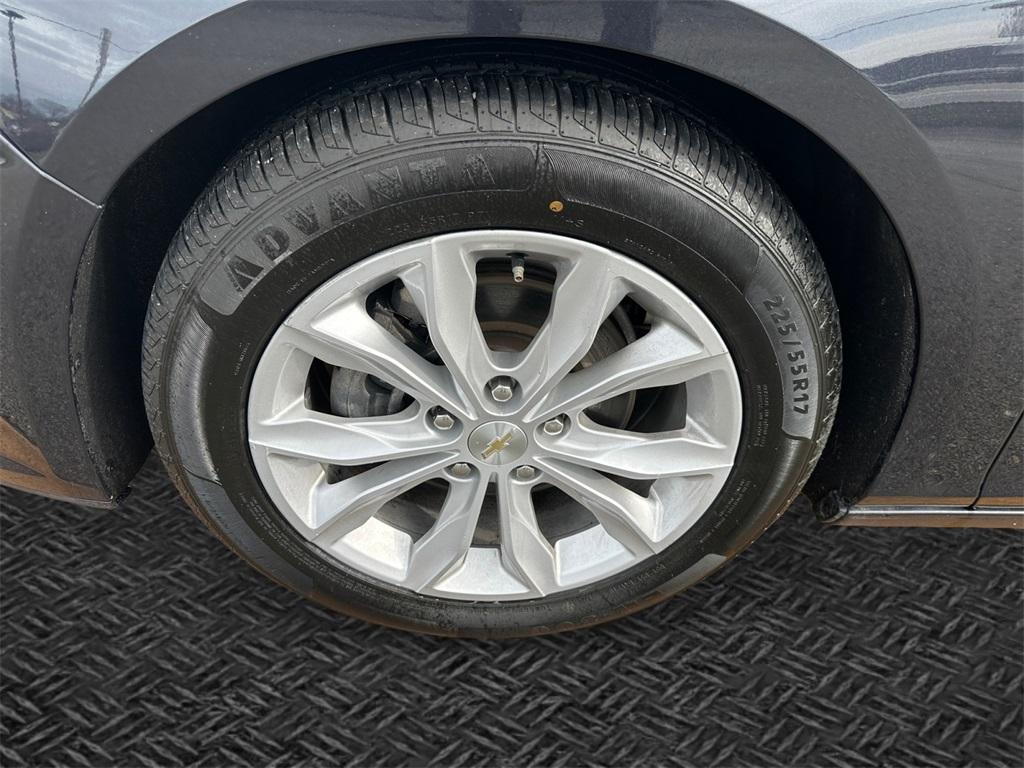 used 2023 Chevrolet Malibu car, priced at $16,997