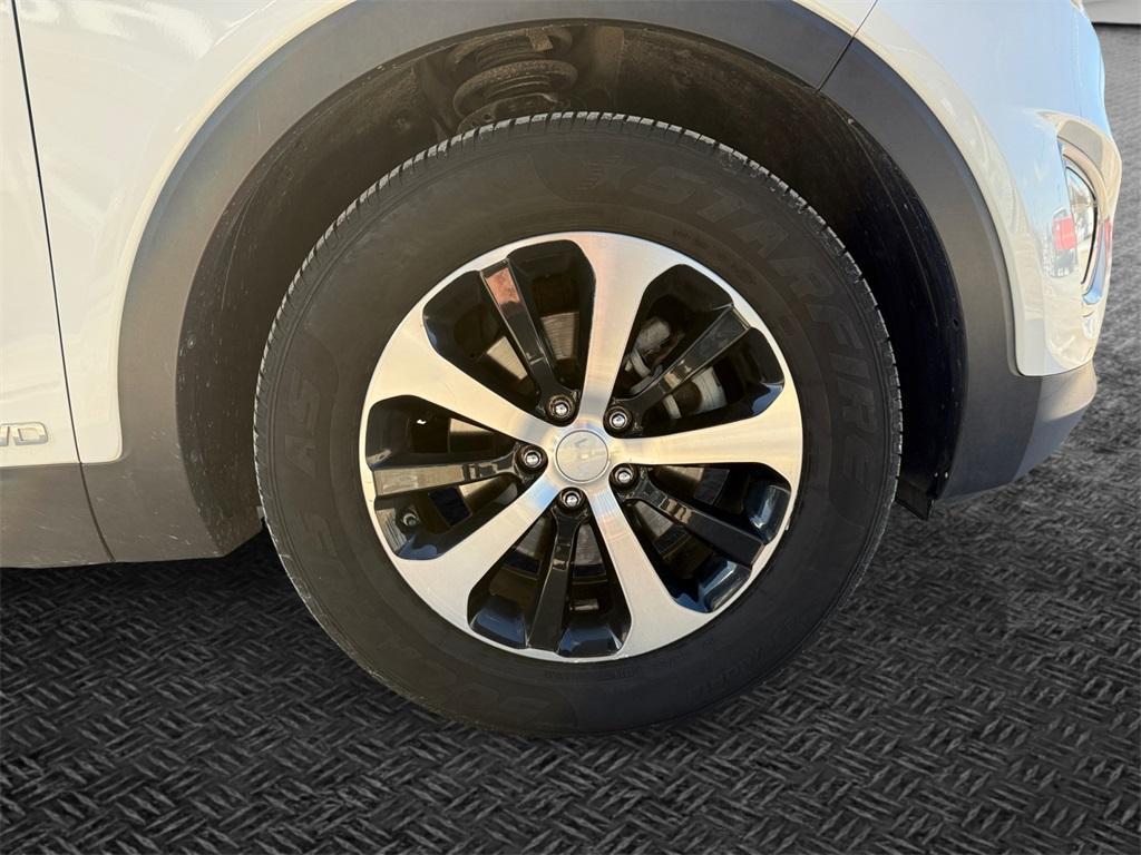 used 2017 Kia Sorento car, priced at $13,498