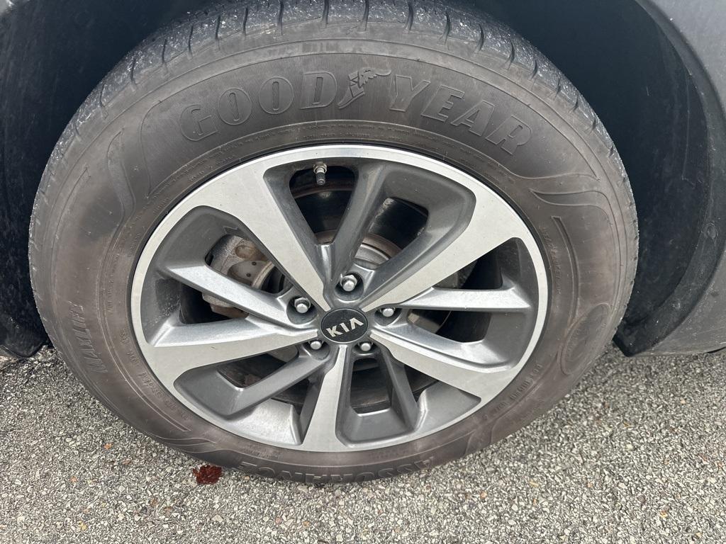 used 2019 Kia Sorento car, priced at $16,886