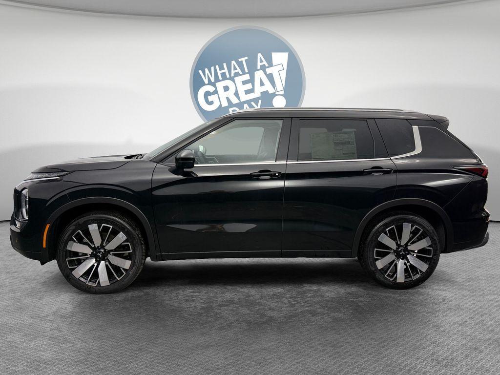 new 2026 Mitsubishi Outlander car, priced at $40,105