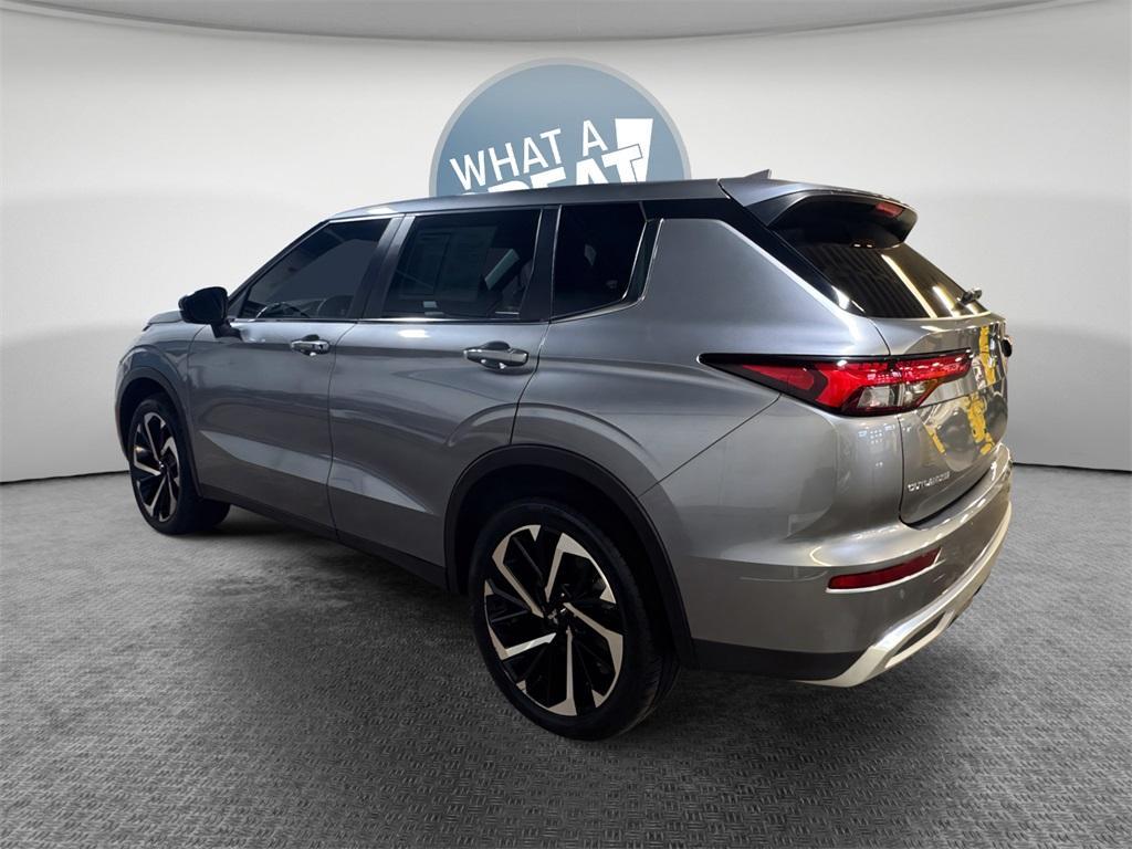 used 2022 Mitsubishi Outlander car, priced at $21,197