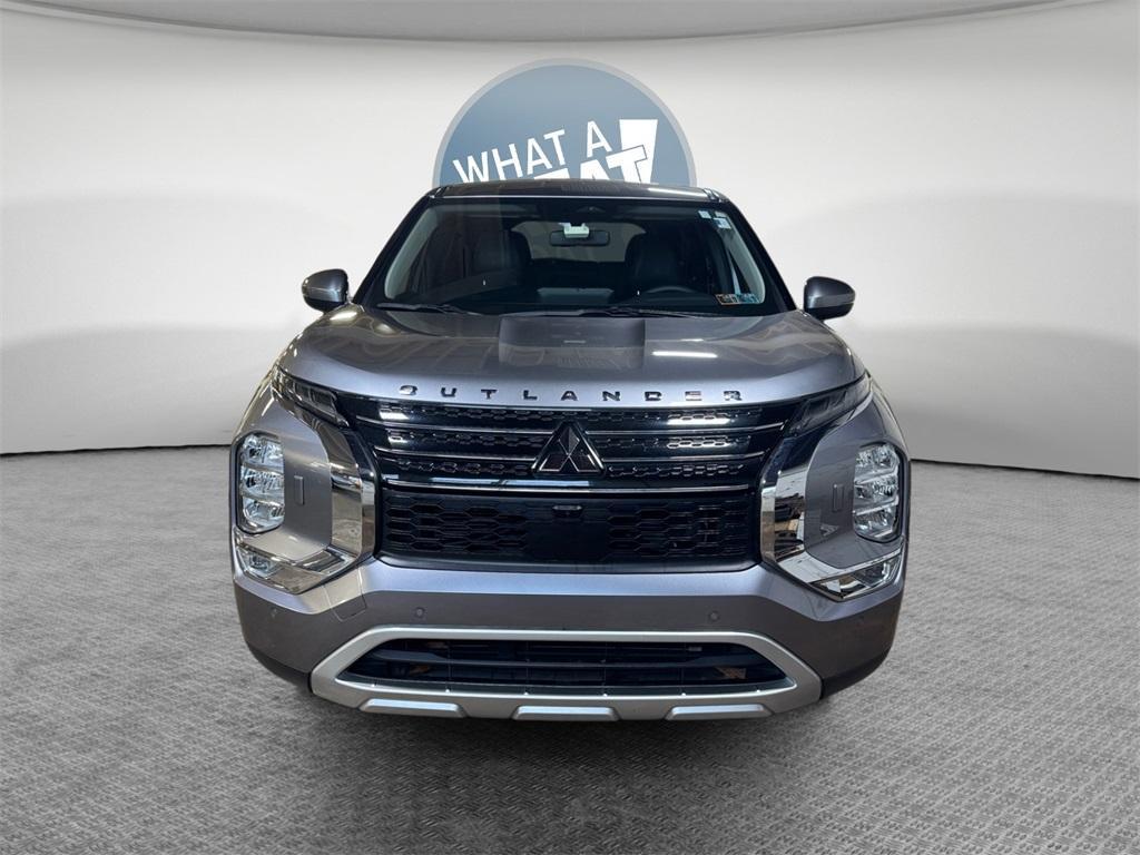 used 2022 Mitsubishi Outlander car, priced at $21,197