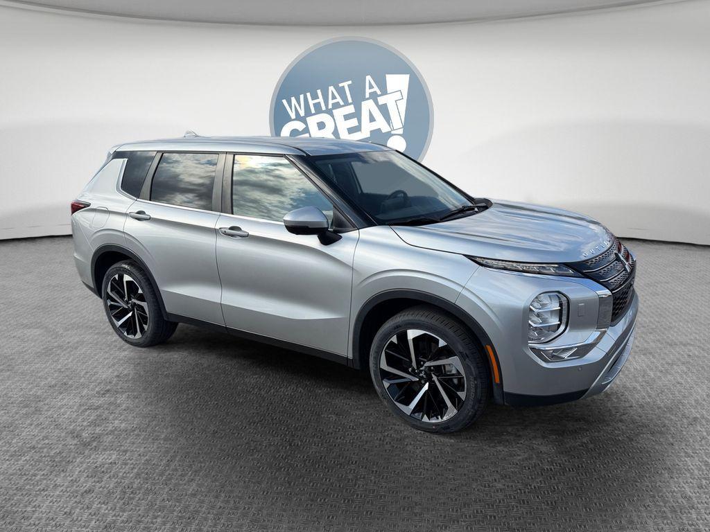 used 2022 Mitsubishi Outlander car, priced at $21,712