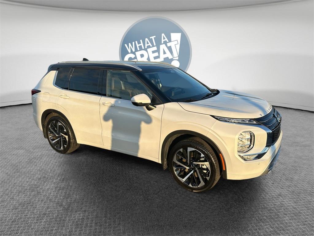 used 2024 Mitsubishi Outlander car, priced at $30,797