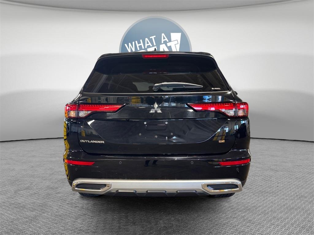 used 2024 Mitsubishi Outlander car, priced at $24,189