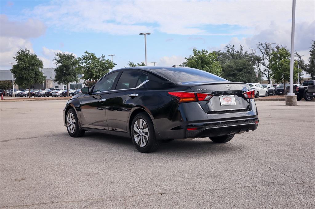 new 2025 Nissan Altima car, priced at $23,999