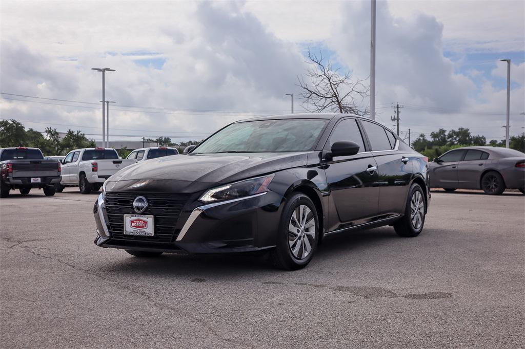 new 2025 Nissan Altima car, priced at $23,999