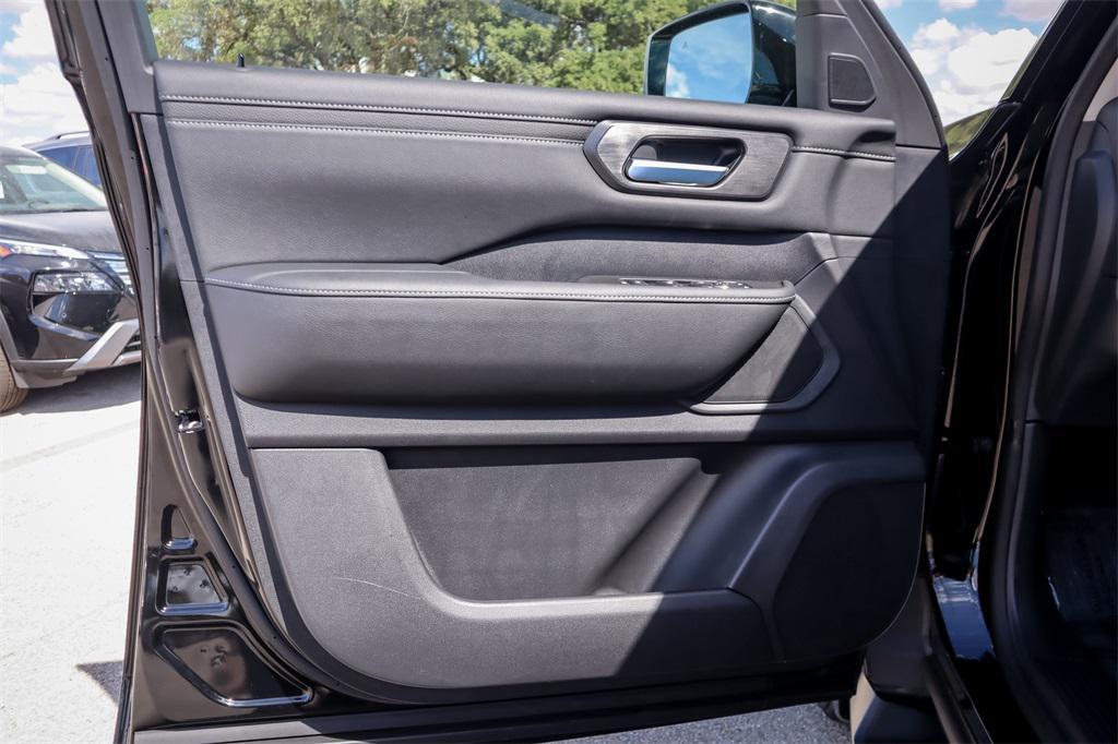 new 2026 Nissan Armada car, priced at $58,434