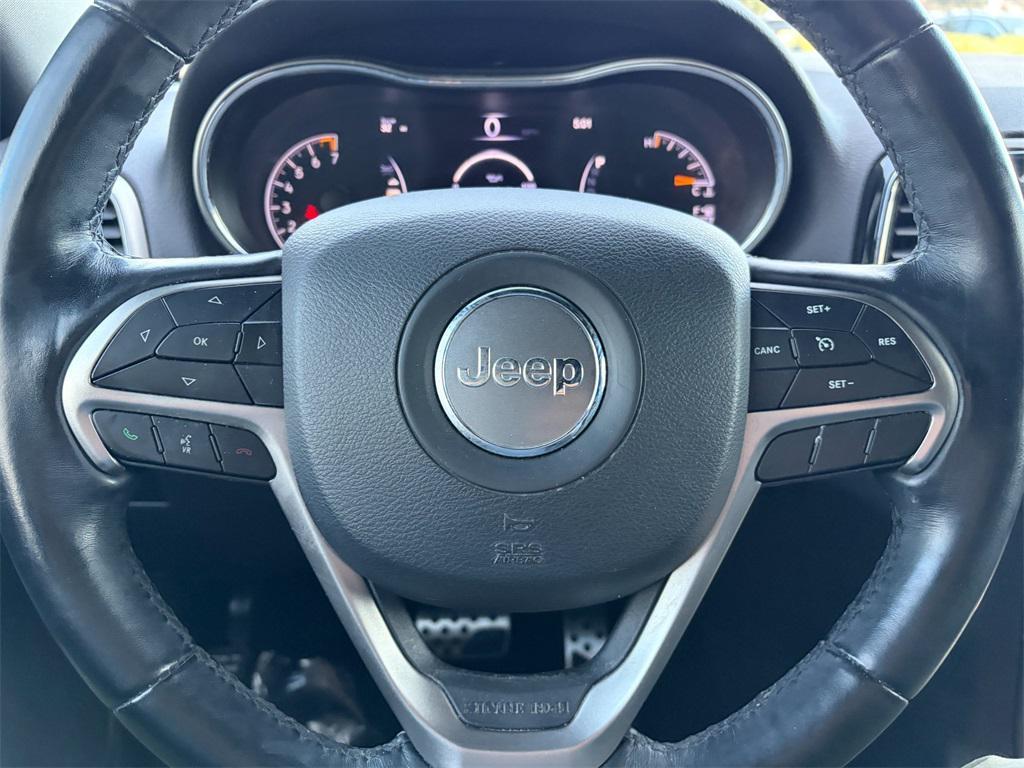 used 2020 Jeep Grand Cherokee car, priced at $15,632