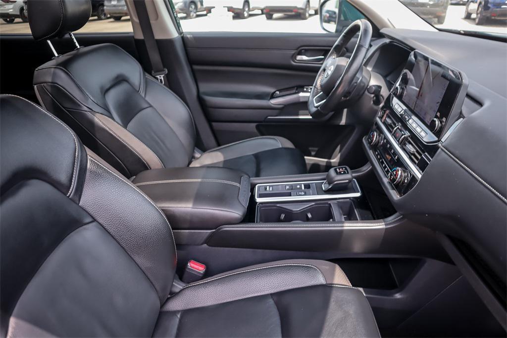 used 2024 Nissan Pathfinder car, priced at $29,499