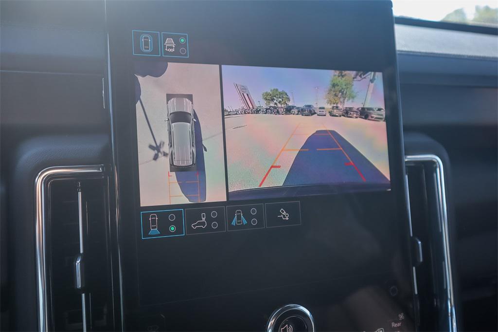 used 2025 GMC Yukon car, priced at $72,000