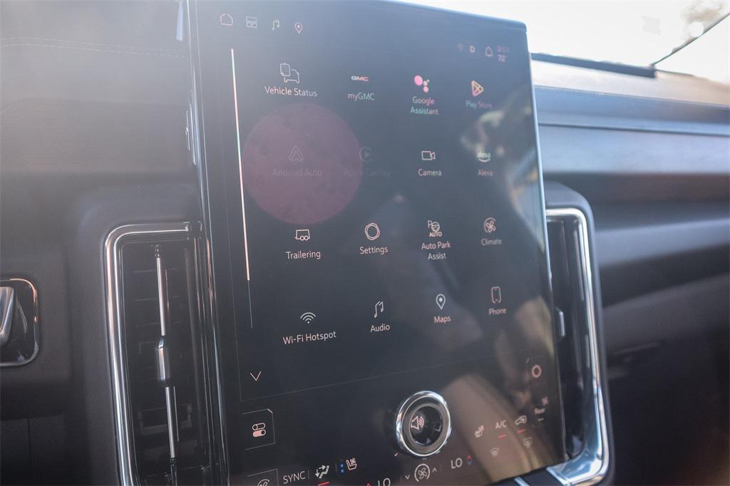 used 2025 GMC Yukon car, priced at $72,000