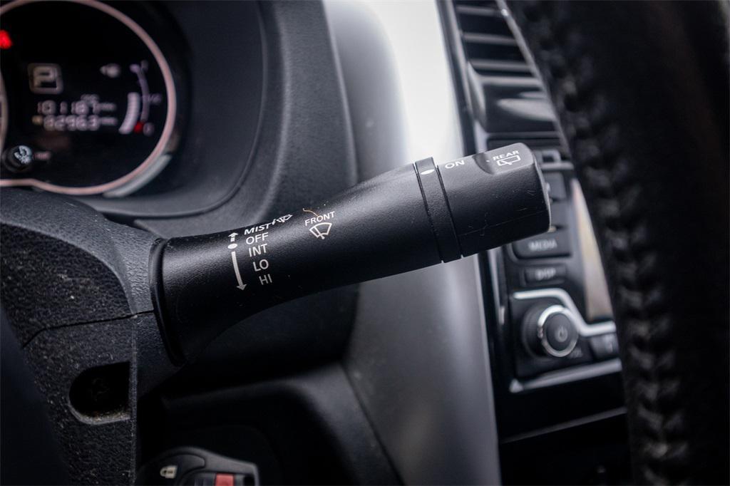 used 2017 Nissan Versa Note car, priced at $9,999