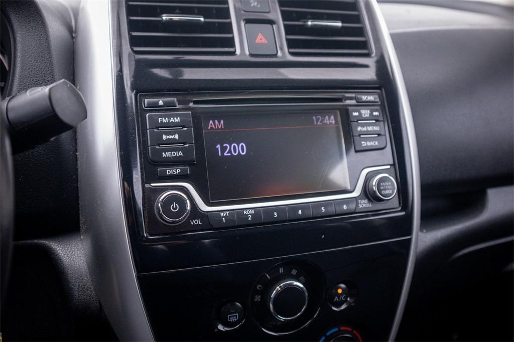 used 2017 Nissan Versa Note car, priced at $9,999