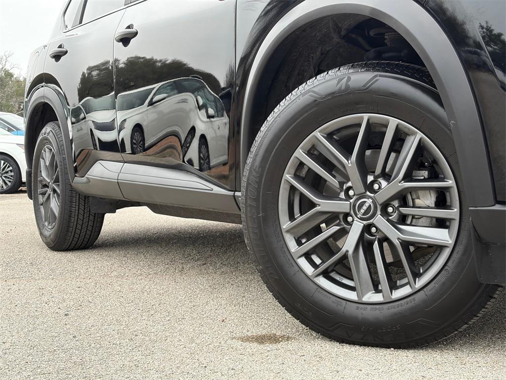 used 2025 Nissan Rogue car, priced at $24,554