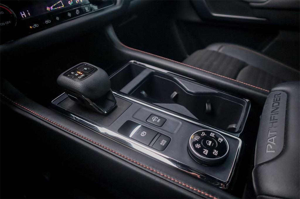 used 2024 Nissan Pathfinder car, priced at $29,900