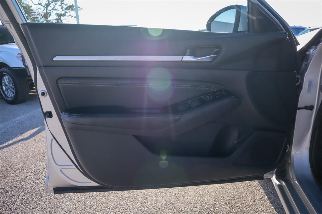 used 2023 Nissan Altima car, priced at $22,699