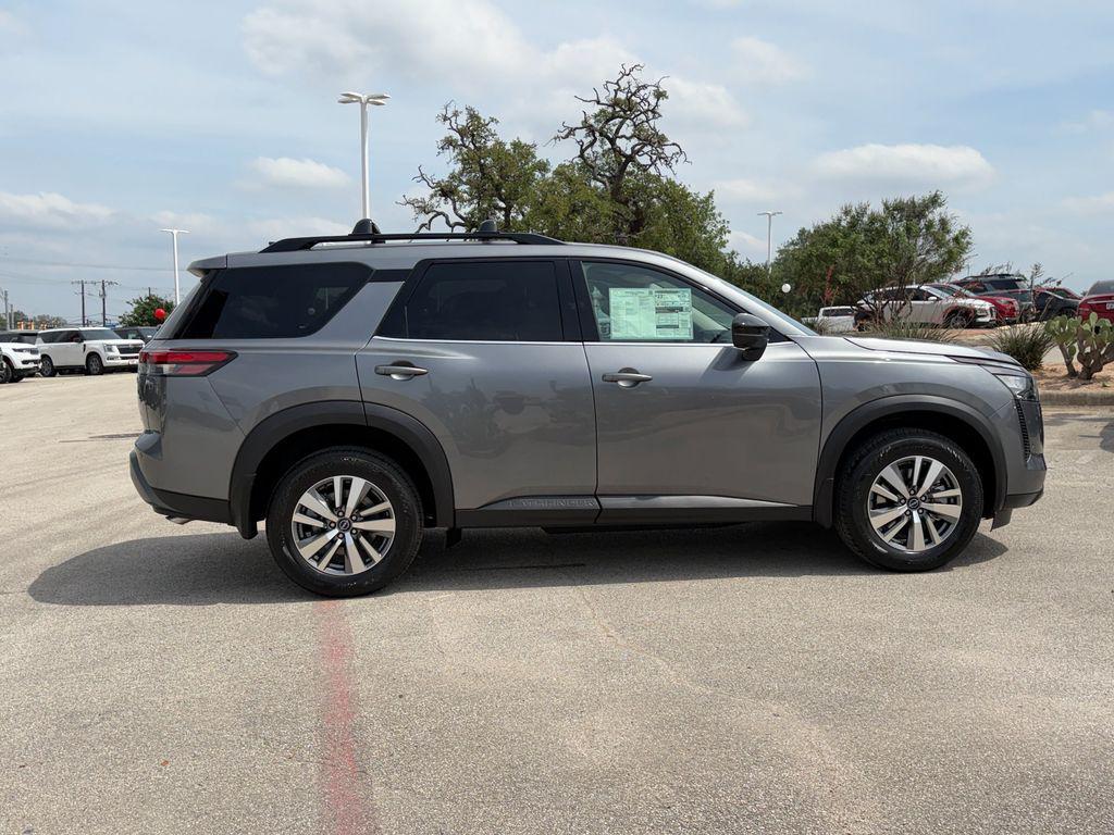 new 2026 Nissan Pathfinder car, priced at $40,581