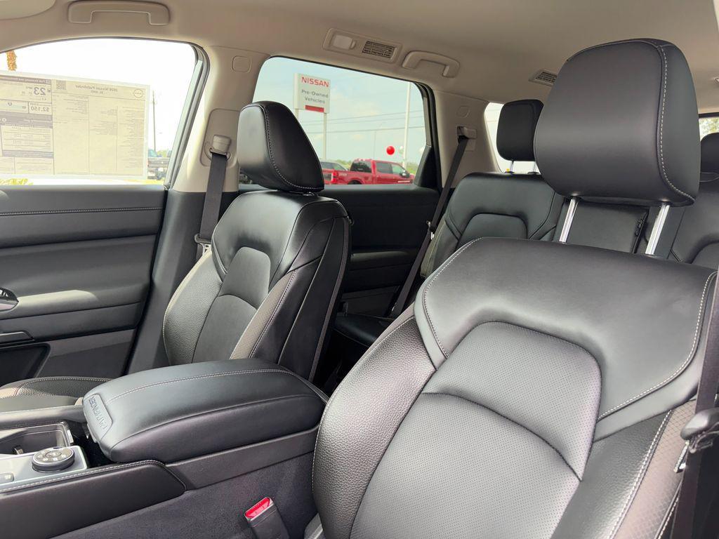 new 2026 Nissan Pathfinder car, priced at $40,581