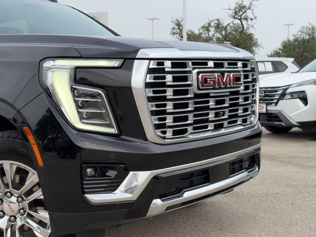 used 2025 GMC Yukon car, priced at $70,754