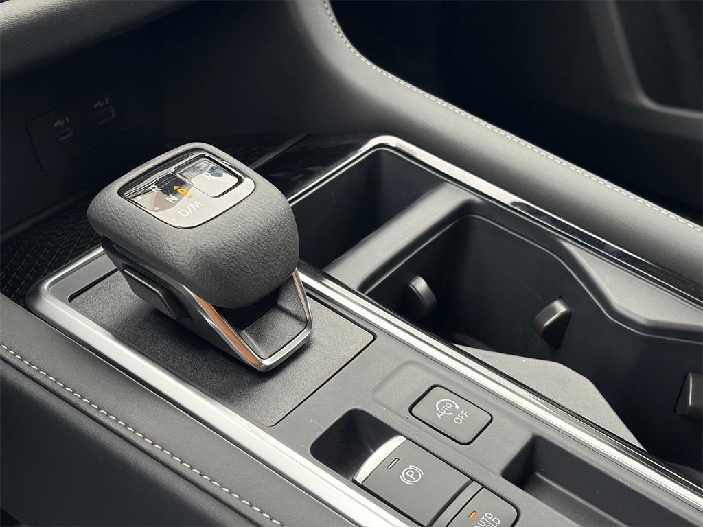 new 2025 Nissan Pathfinder car, priced at $35,783