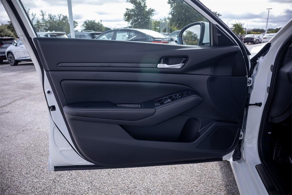 new 2025 Nissan Altima car, priced at $25,913