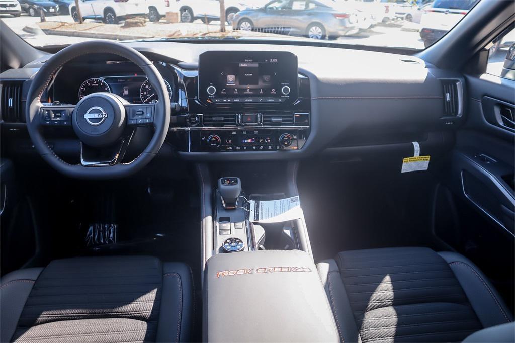 new 2025 Nissan Pathfinder car, priced at $39,326