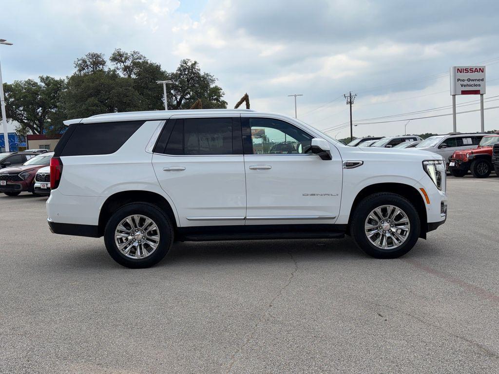 used 2025 GMC Yukon car, priced at $72,000