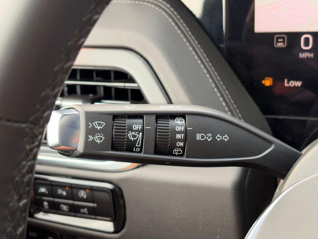 used 2025 GMC Yukon car, priced at $72,000
