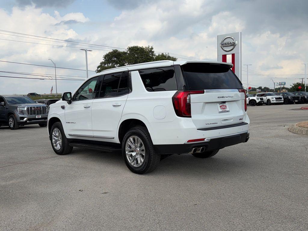 used 2025 GMC Yukon car, priced at $72,000
