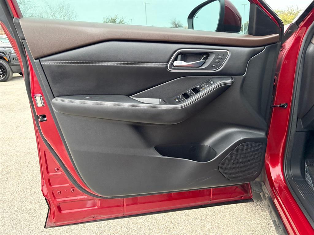 used 2021 Nissan Rogue car, priced at $19,227