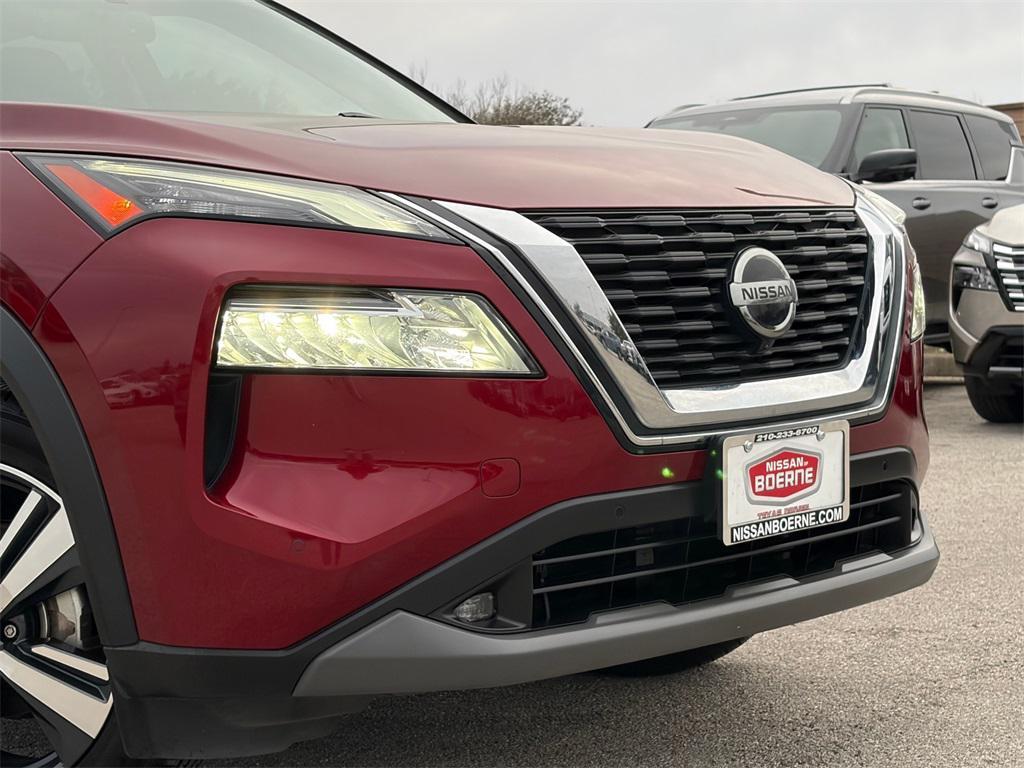 used 2021 Nissan Rogue car, priced at $19,227