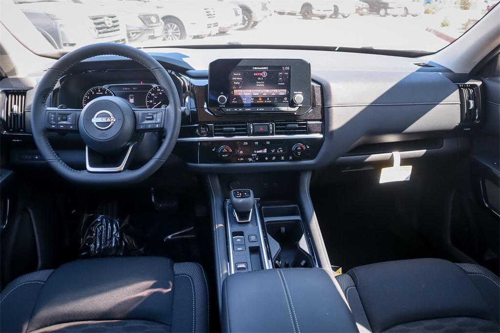 new 2025 Nissan Pathfinder car, priced at $37,026