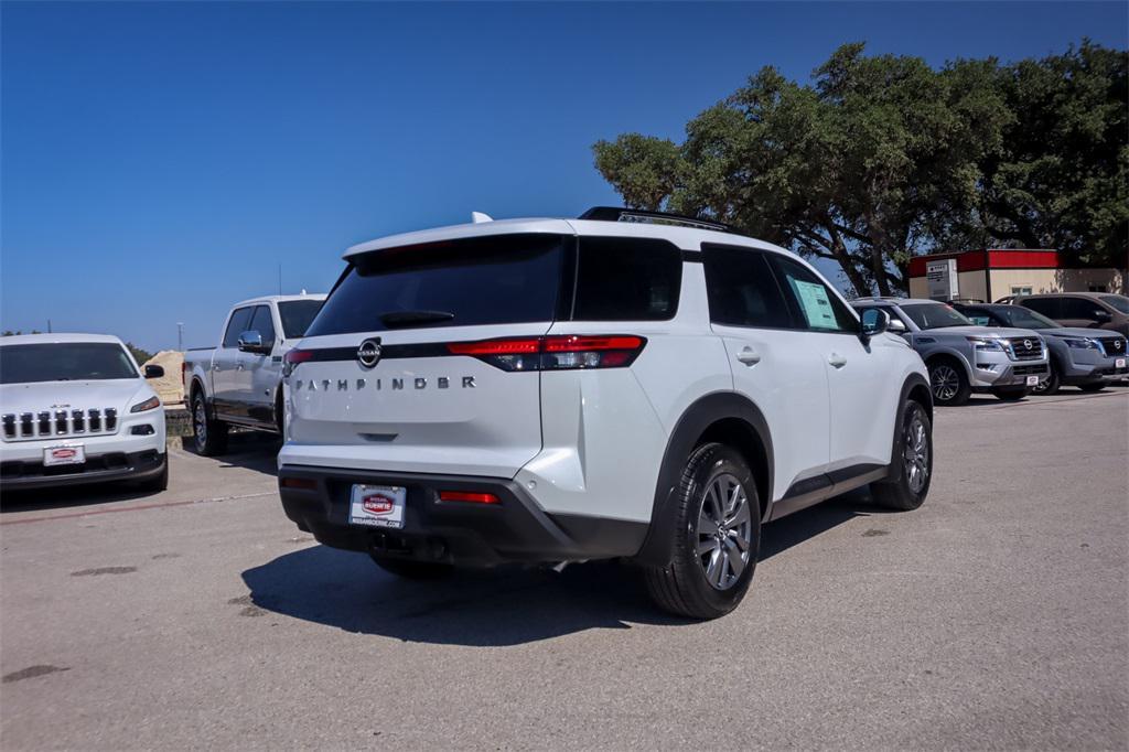 new 2025 Nissan Pathfinder car, priced at $37,026