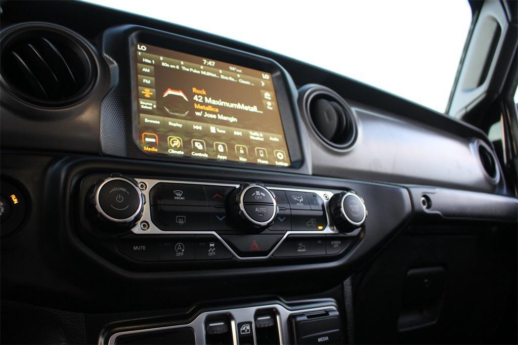 used 2022 Jeep Gladiator car, priced at $30,000