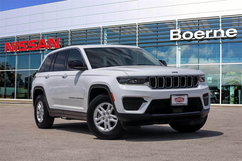 used 2024 Jeep Grand Cherokee car, priced at $28,689