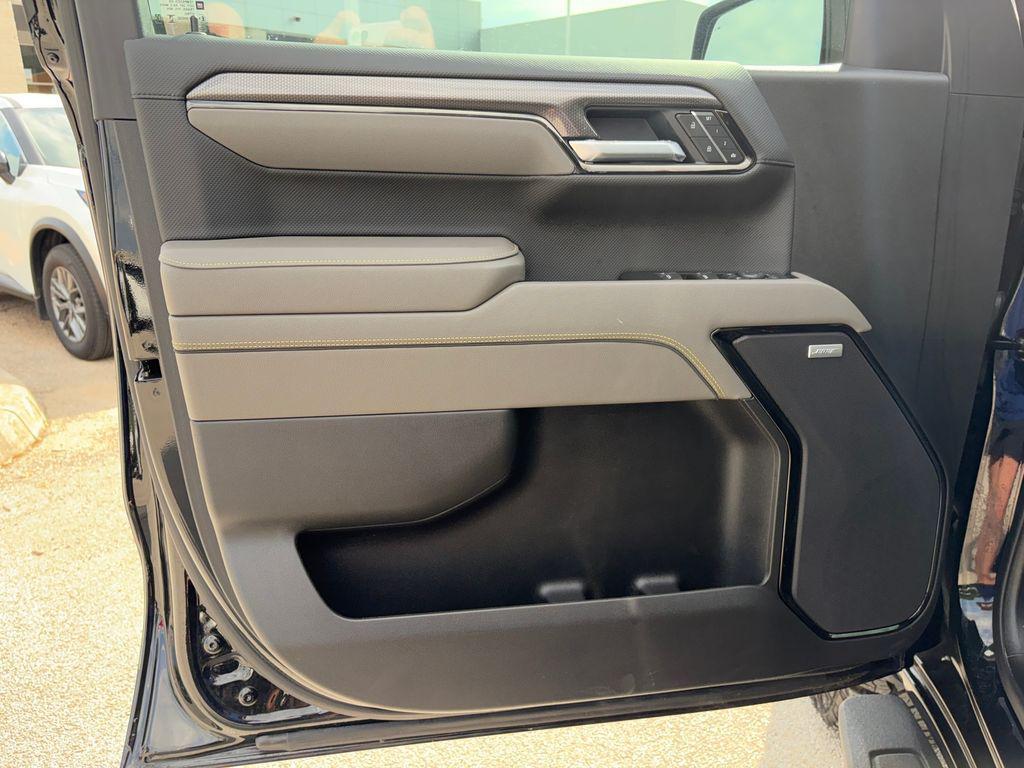 used 2025 Chevrolet Silverado 1500 car, priced at $60,233