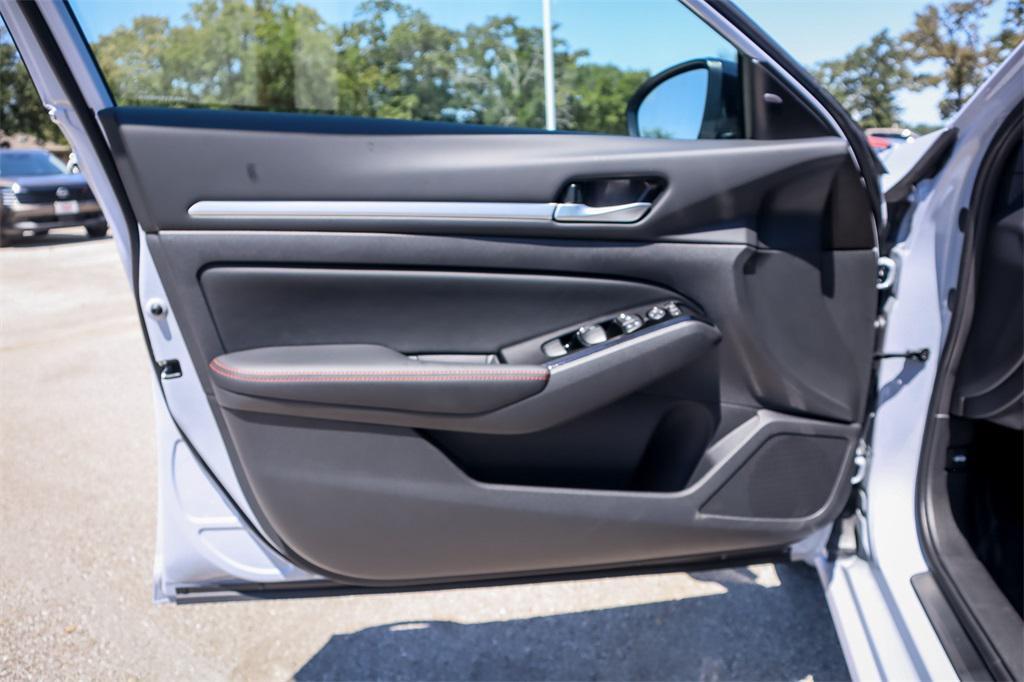 new 2025 Nissan Altima car, priced at $26,497
