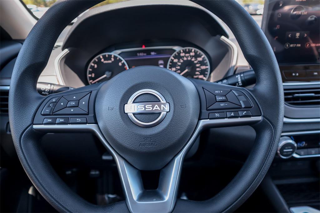 new 2025 Nissan Altima car, priced at $25,785