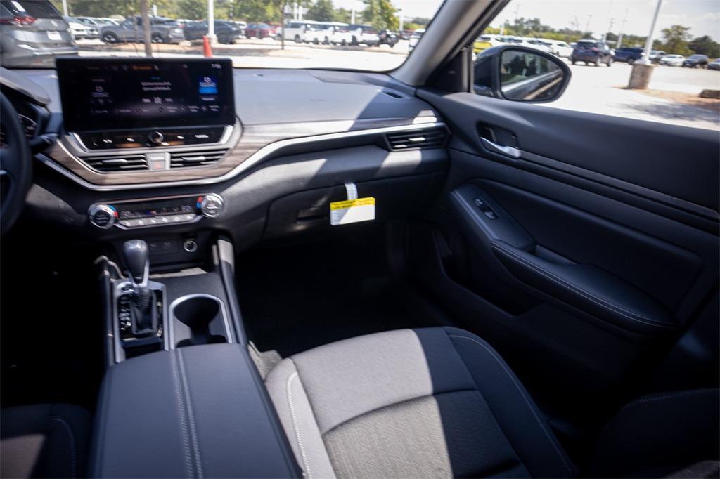 new 2025 Nissan Altima car, priced at $25,626