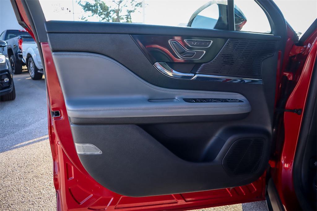 used 2022 Lincoln Corsair car, priced at $26,229