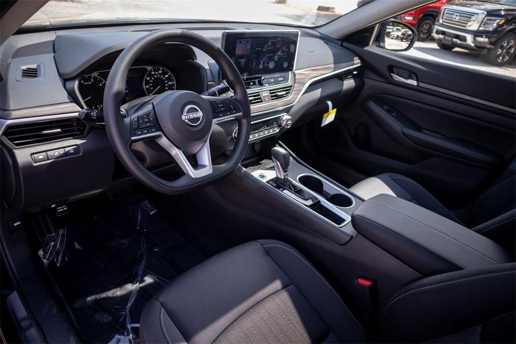new 2025 Nissan Altima car, priced at $25,626