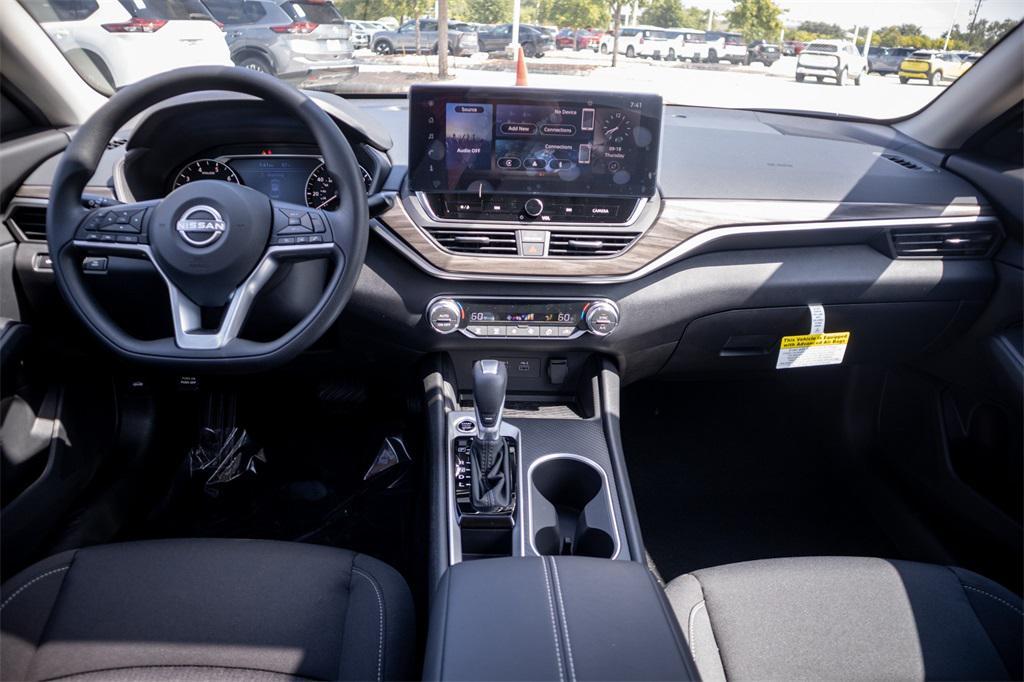 new 2025 Nissan Altima car, priced at $25,626
