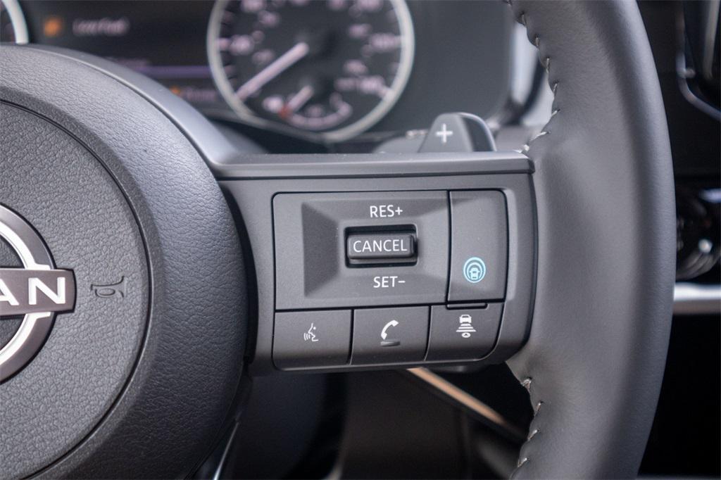 new 2025 Nissan Pathfinder car, priced at $35,675