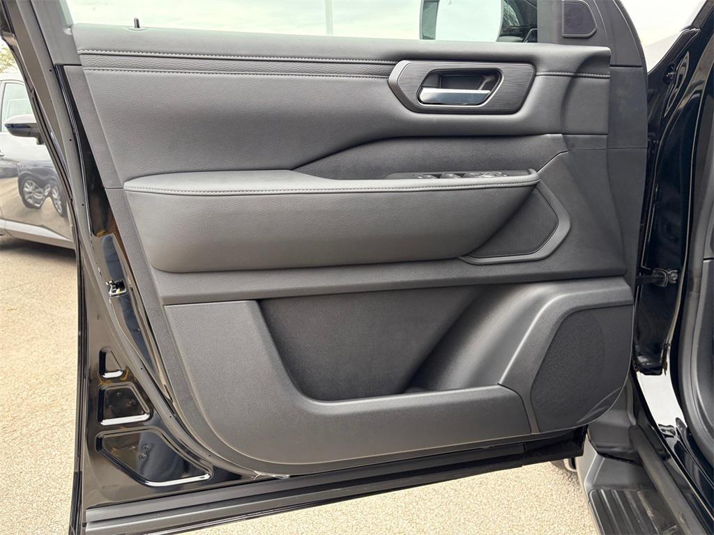 new 2026 Nissan Armada car, priced at $55,739