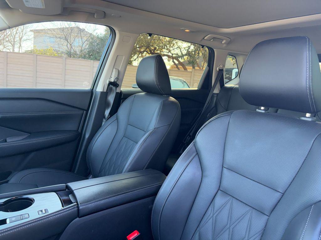 used 2025 Nissan Rogue car, priced at $30,036